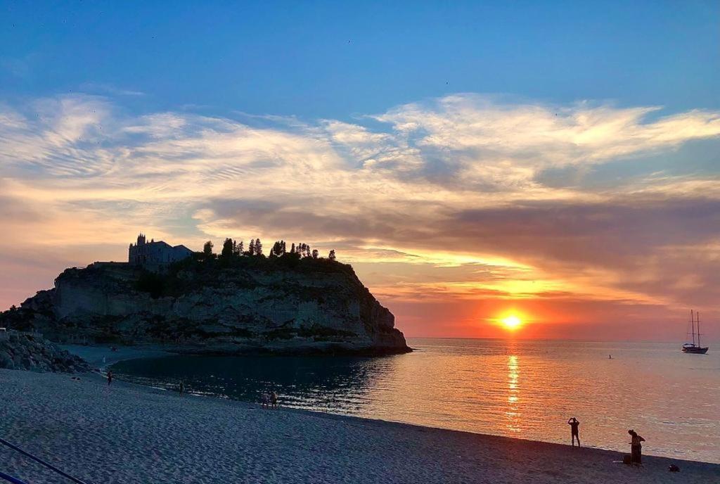 The Queen Tropea Exteriér fotografie